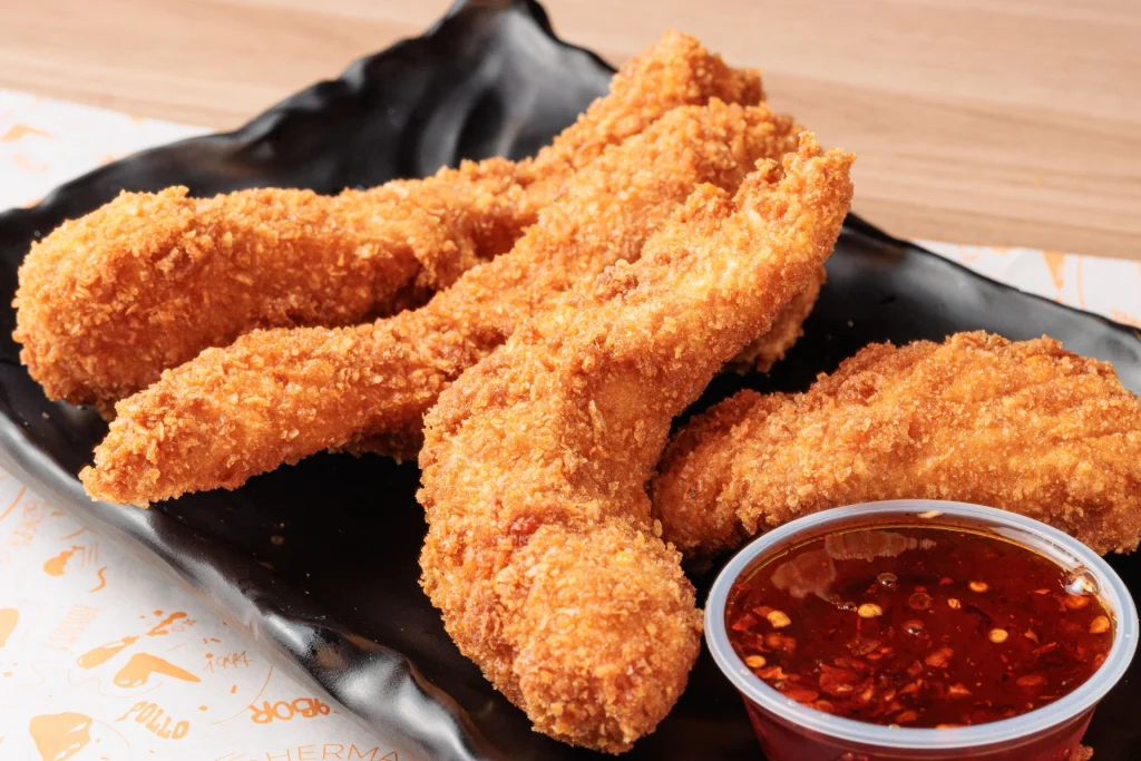 Fried food and dipping sauce